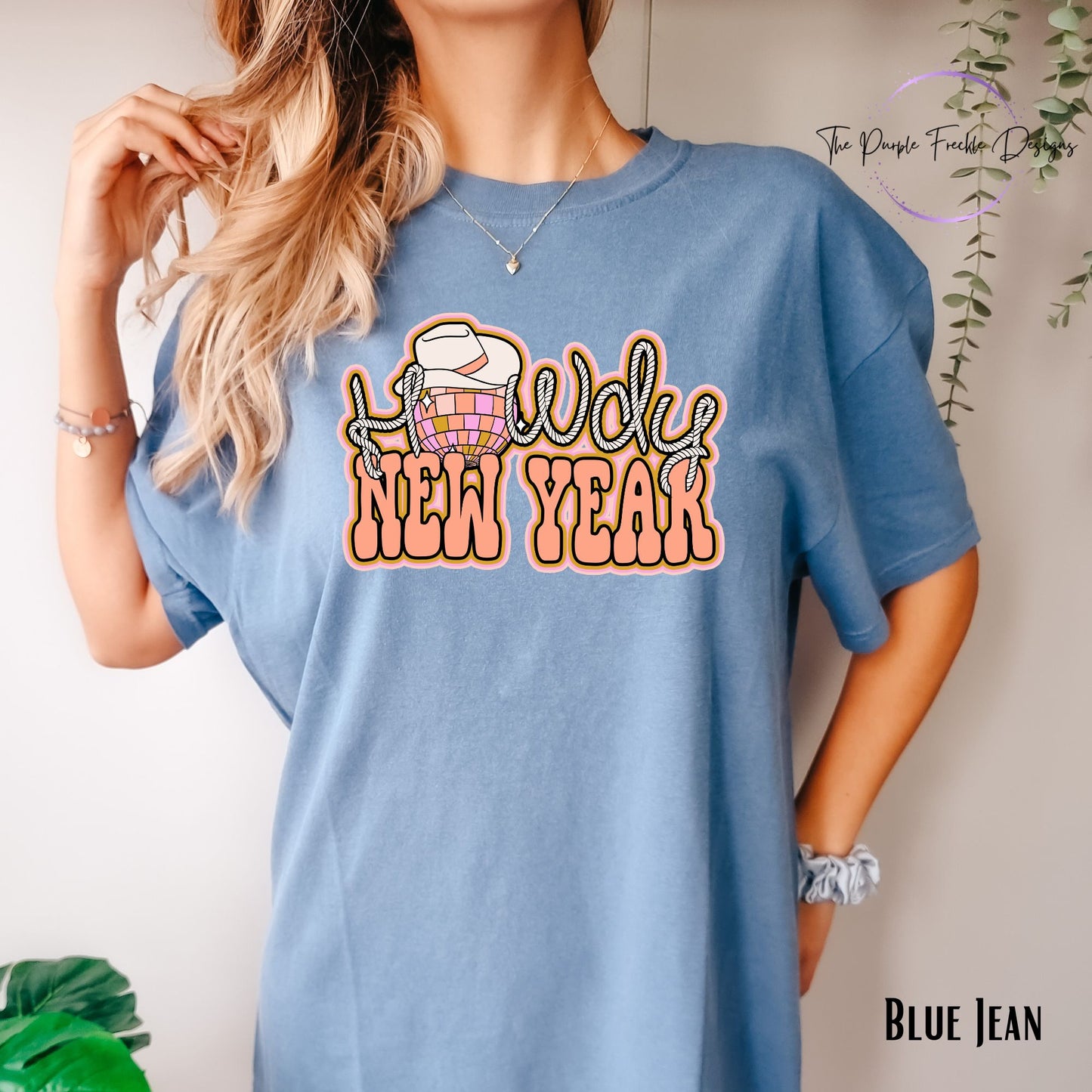 Retro Howdy New Year